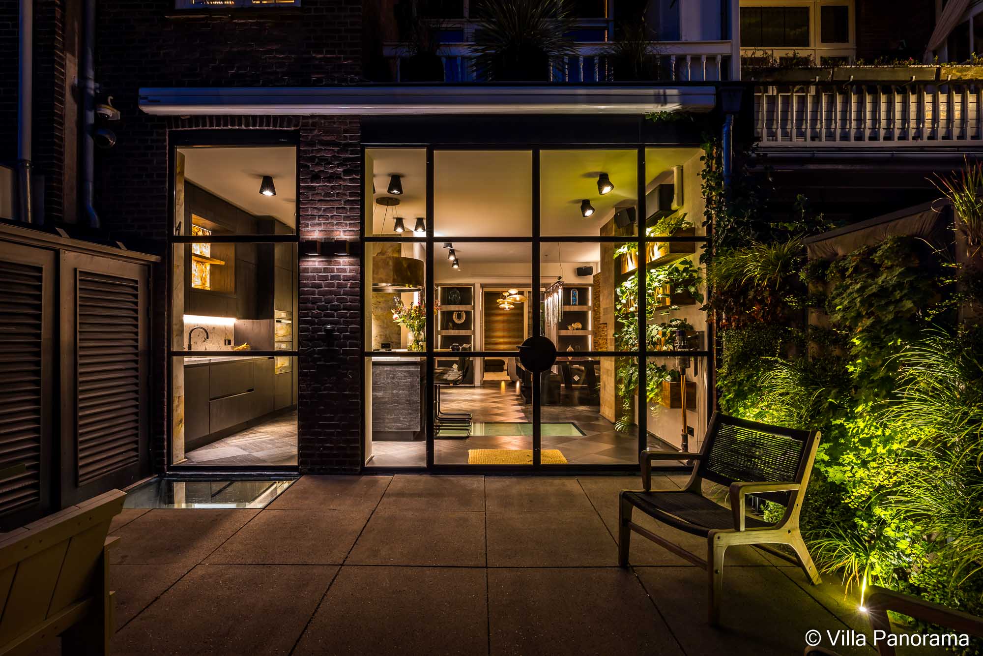 Villa Panorama - High end real estate property film evening twilight